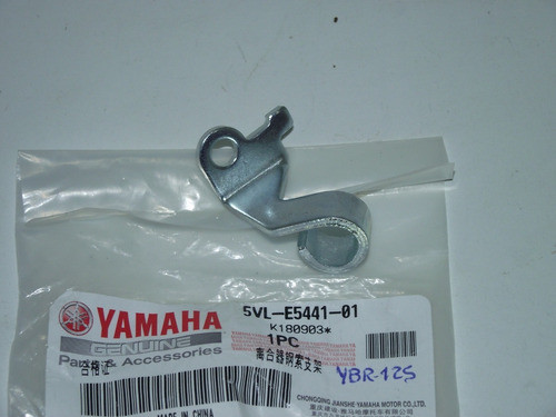 Soporte Guia Cable Embrague Original Yamaha Ybr-125 0