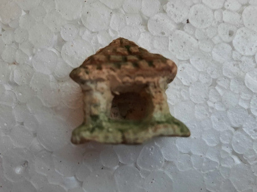 B. Antigo- Figura De Presépio Antigo Em Terracota Casinha 0