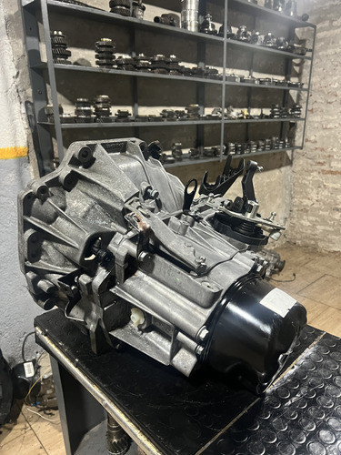 Caja De Cambio Renault Logan 1