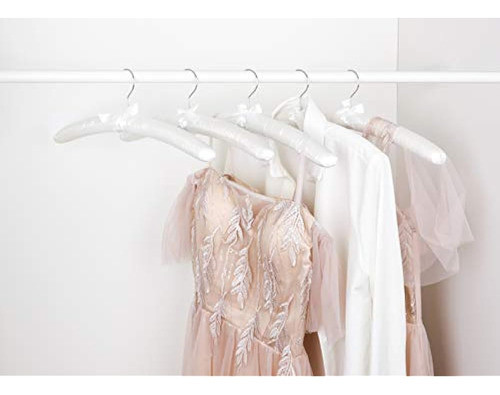 ~ Satinados? Amber Home - Perchas Grandes Acolchadas De Saté 1