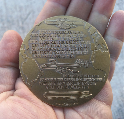 Antiguo Medallon Aviacion Lufthansa 15 Agosto 1956 En Bronce 1