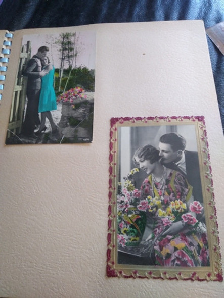 Antiguo Albun De Postales Antiguas Y Tarjetas Bordadas 1