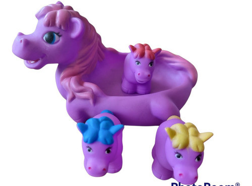 Mama Unicornio Goma Tres Bebes Juguetes Agua Bañera Chifle 1