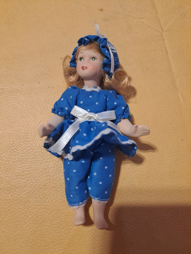 Muñeca Porcelana 14 Cm De Colección Con Pantalon Y Blusa Azu 0