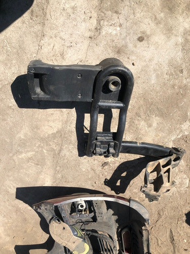 Porta Auxiliar Citroen C3 Aircross 2017 Con Soporte Y Cerrad 1