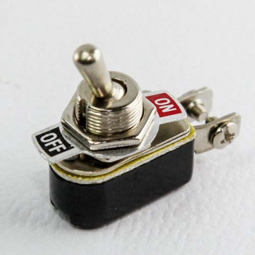 Llave Palanca Simple On/off Metalica 3 A Con Tornillo Htec 1