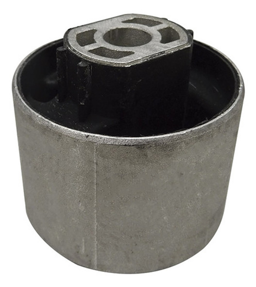Buje Brazo Suspension Trasero Vento 0