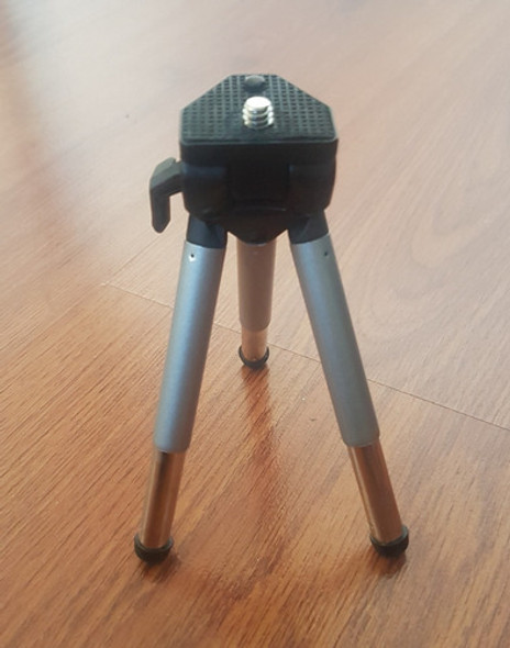 Trípode De Bolsillo Hama Para Cámara De Fotos Y Video 1