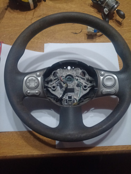 Volante Nissan Versa 2015 0