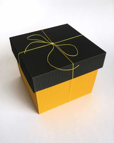 Cajas De Cartón En Colores Para Recuerdos Artesanías Regalos 0