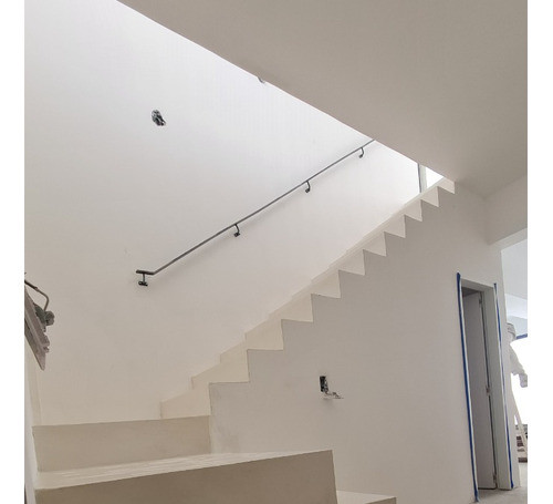 Microcemento Para Escaleras / No Patina / Sin Juntas 1