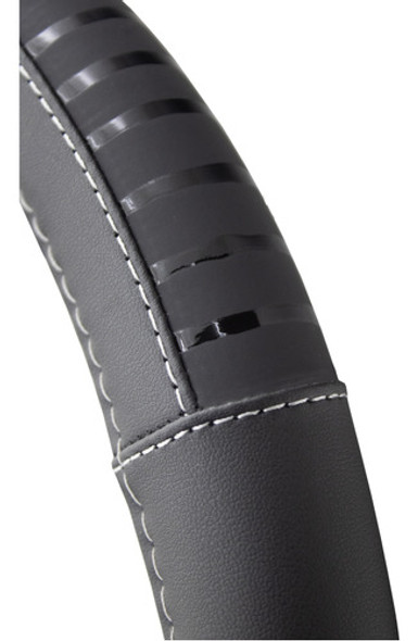 Cubrevolante Universal Negro Costuras Blanca 38cm Calidad 1 Cubrevolante Universal Negro Costuras Blanca 38cm Calidad 1