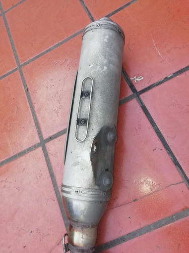 Escape Original Bajaj Rouser 220f 1