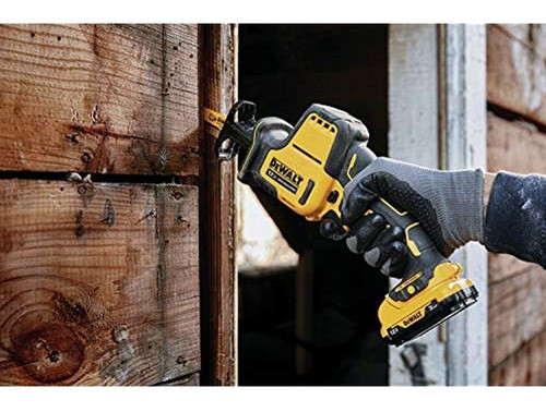 Sierra Reciproca Inalambrica Con Una Mano Dewalt Dcs312b X 1