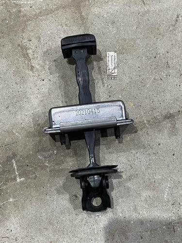 Limitador Dianteiro Direito Tiggo 8 2021 2022 Original 0