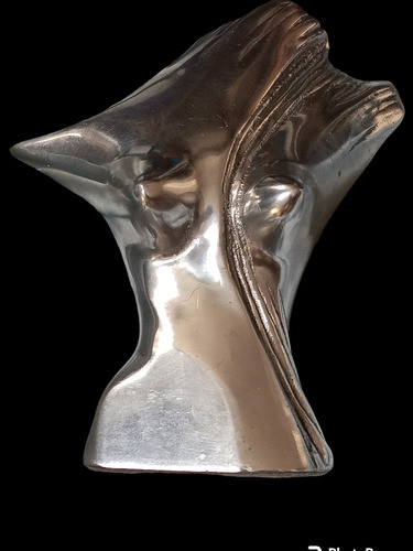 Enza Lm Escultura De Mesa Assinada Dorso Feminino Alumínio 1