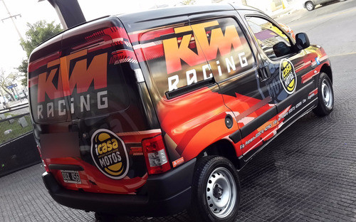 Ploter Berlingo Forrado Completo Sin Techo 0