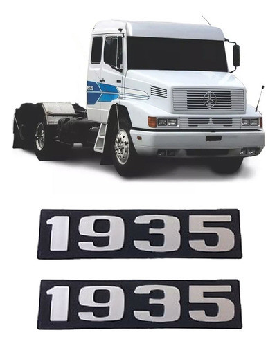 Par Emblema Caminhão Mb 1935 Plástico Preto C/ Relevo Prata 0