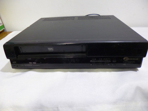 Videocassettera Serie Dorada Con Falla Solo Blanco Y Negro 0