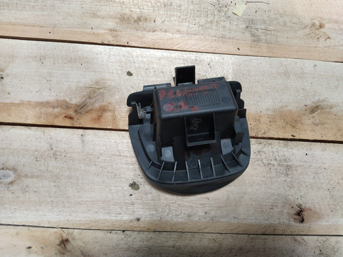 Cinzeiro Peugeot 206 1