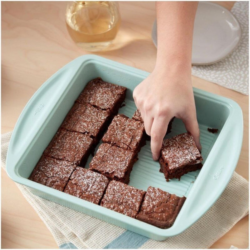 Molde Cuadrado 23x23 Antiadherente Texturra Wilton Titanweb 1