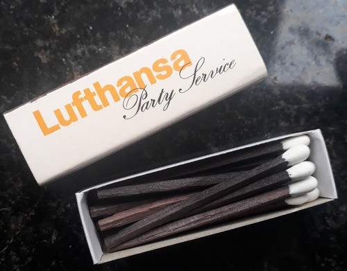 Caixa Fosforo Antiga - Lufthansa - - Am5 1