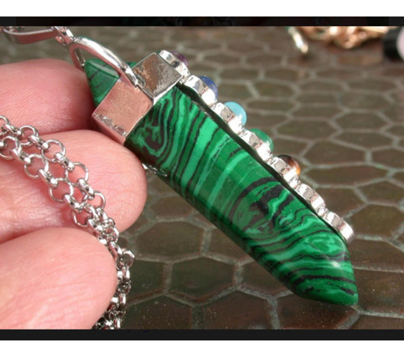 Luli Colgante Pendulo Malaquita Piedras 7 Chackras Cadena 1