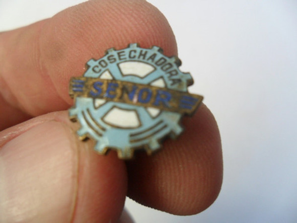 Pin Esmaltado Auto Antiguo Esmaltado Cosechadora Senor 0