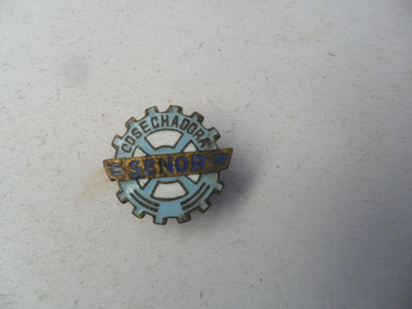 Pin Esmaltado Auto Antiguo Esmaltado Cosechadora Senor 1