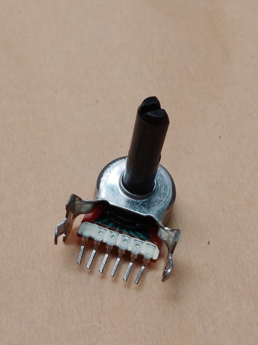 50 K A Potenciómetro Estereo Eje Media Caña 0