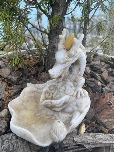 Incensário Dragão Resina E Pó De Marmore 15cm 1