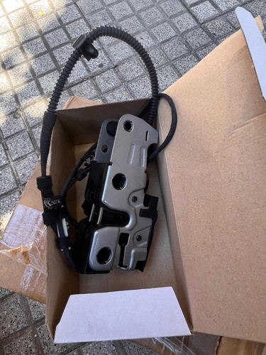 Cerradura Capot Izquierda Volkswagen Passat B7 2014 Original 1