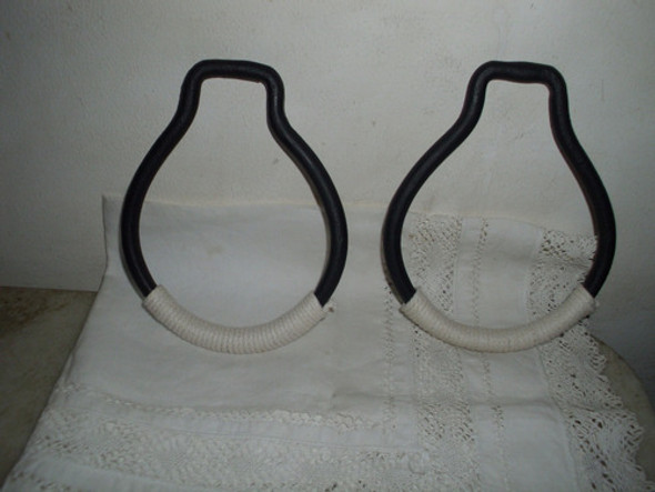 Antiguo Par De Estribos De Hierro, Decoracion 1