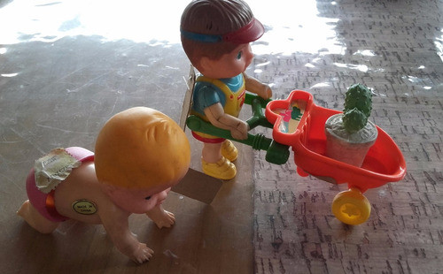 Lote Antiguo Juguetes Plasticos  A Cuerda Bebe Gatea + Niño 0
