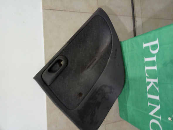 Tapizado Trasero Derecho Chevrolet Corsa 2 0