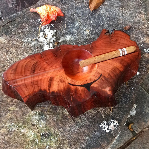 Charuteiro Artesanal Exclusivo Em Madeira Maciça 1