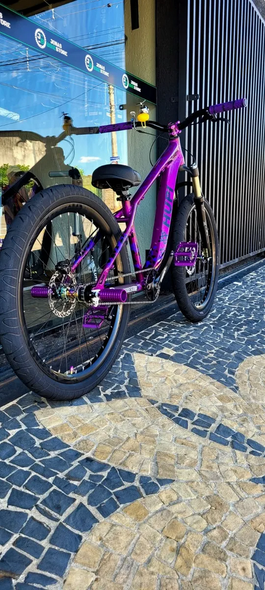 Hupi Naja V9 2025 26" Freeride Bike – Single Speed, Maxxis Tires, Shimano Deore Hydraulic Brake, Aluminum Frame (Purple) Hupi Naja V9 2025 26" Freeride Bike – Single Speed, Maxxis Tires, Shimano Deore Hydraulic Brake, Aluminum Frame (Purple)