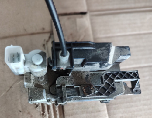 Cerradura De Puerta Trasera Derecha Ford Fiesta (leer Abajo) 0