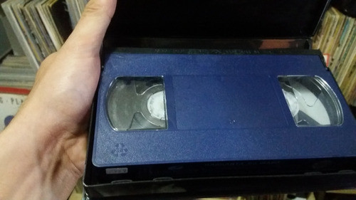 Fita Cassete Vhs-garganta Do Diabo 1