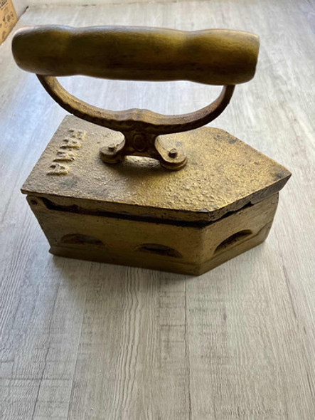 Plancha Antigua Hierro Fama 0