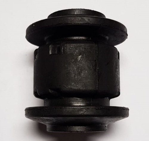 Buje De Parrilla Inferior (chico) Gsp Vw Vento2011-2014 0