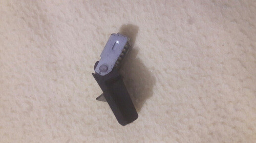 Dobradiça Do Cd Player Panasonic Carrossel Sl-pc364 0