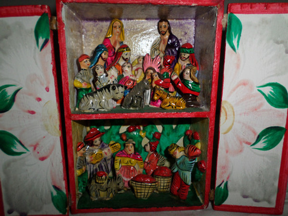 Antigua Capilla Retablo Peruano Pesebre Selladoayacucho Peru 0