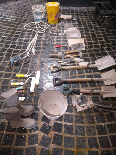 Liquido Ya Sobrante Herramientas Materiales  Albañileria 0