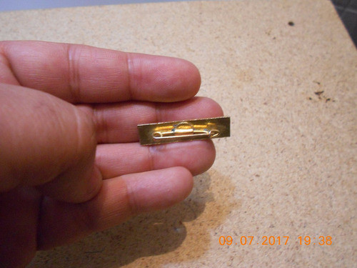 Lucheto Pin Prendedor Esmaltado Entrenador Volley 1