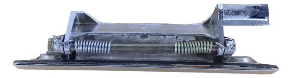 Chrome Exterior Door Handle for Peugeot 504 (1969–1982) – Left Side / Driver’s Side | IMH – Metal Construction