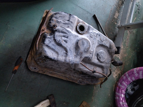 Tanque De Nafta Daihatsu Cuore 92 94 1