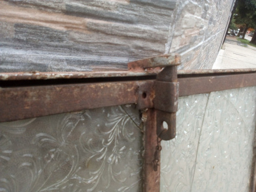 Antigua Ventanita Ventana Banderola En Hierro 60 X 52,5 Alto 1