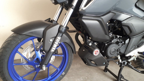Defensa  Yamaha Fz 3.0 Y 2.0-el Ultimo Modelo-la Mejor! 1