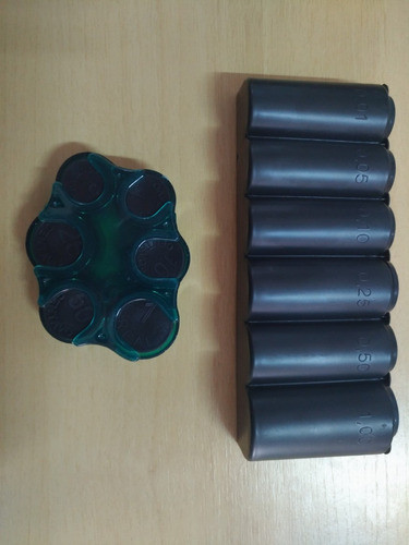 Kit Com 1 Moedeiro Com Molas + 1 Moedeiro De Bolso 0